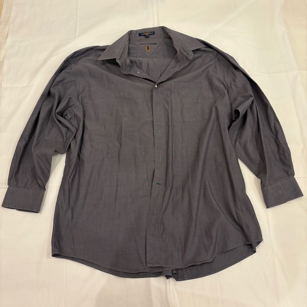 Tommy Hilfiger Gray Dress Shirt with Relaxed Fit